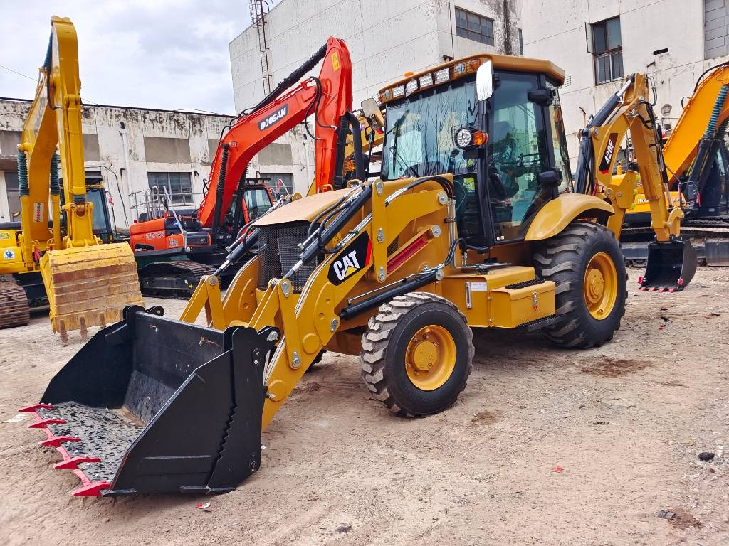 CAT 420 F - Backhoe loader: picture 1 CAT 420 F - Backhoe loader: picture 1