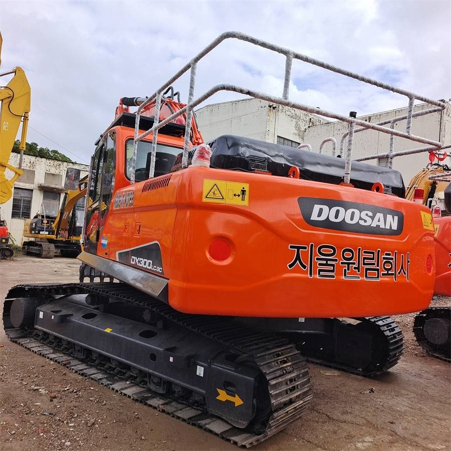 Doosan DX 300 LCA - Crawler excavator: picture 2 Doosan DX 300 LCA - Crawler excavator: picture 2