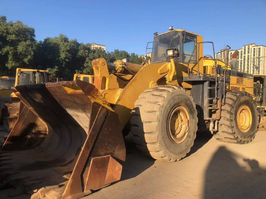 Komatsu WA 600-3 - Wheel loader: picture 2 Komatsu WA 600-3 - Wheel loader: picture 2
