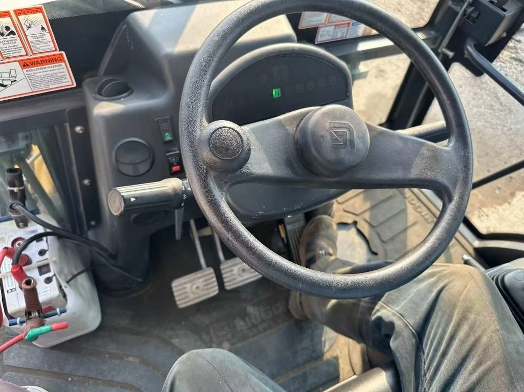 LiuGong CLG 777 A - Crawler excavator: picture 4 LiuGong CLG 777 A - Crawler excavator: picture 4