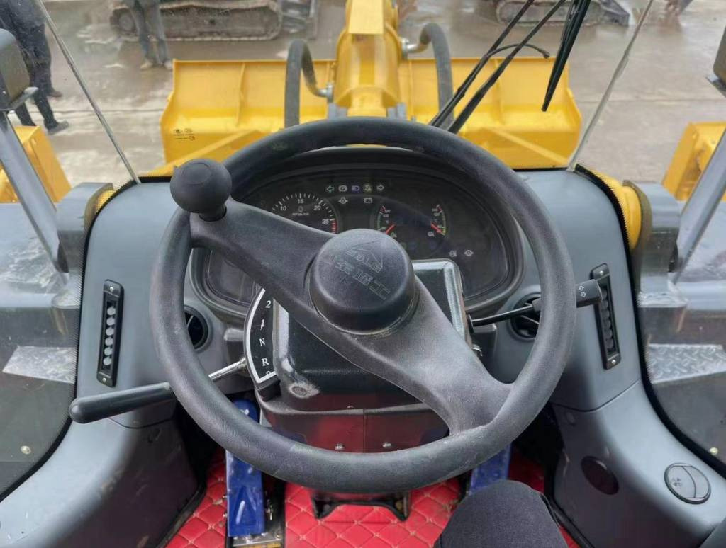 SDLG 956L - Wheel loader: picture 5 SDLG 956L - Wheel loader: picture 5