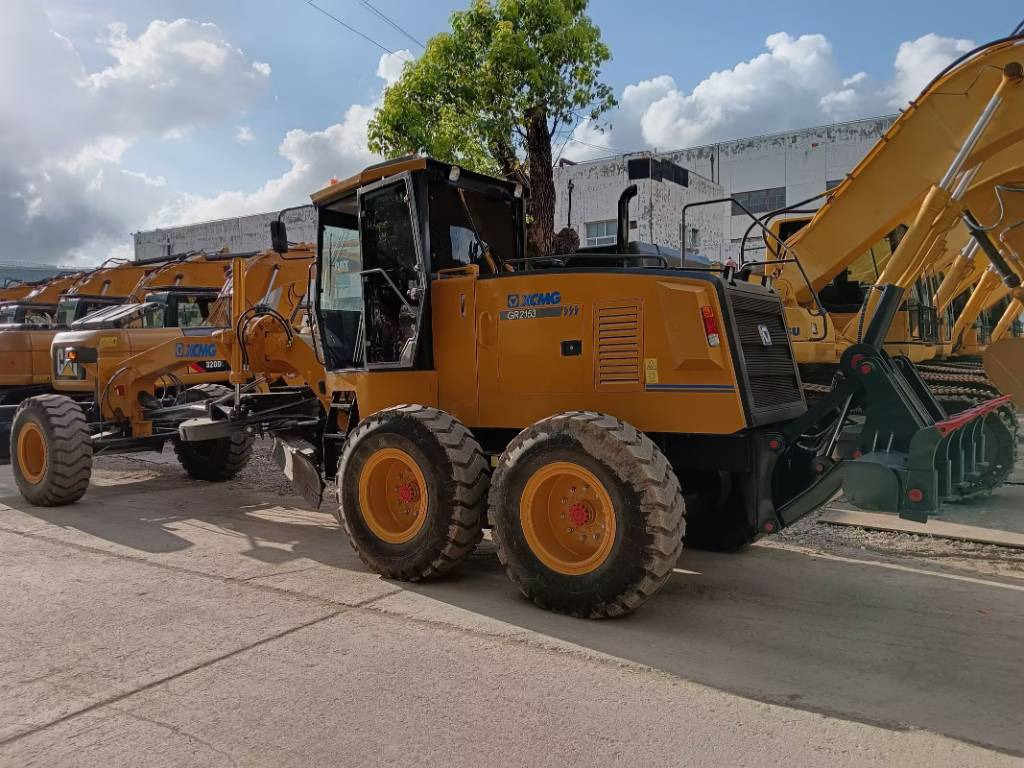 XCMG GR2153 - Grader: picture 3 XCMG GR2153 - Grader: picture 3