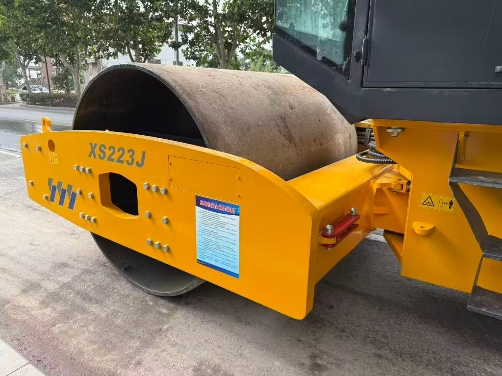 XCMG XS 223 J - Compactor: picture 3 XCMG XS 223 J - Compactor: picture 3