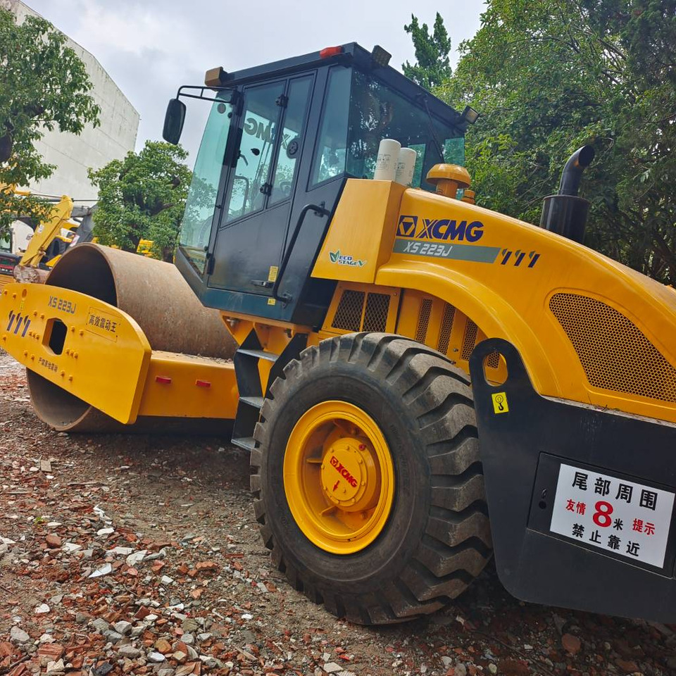 XCMG XS223J - Compactor: picture 3 XCMG XS223J - Compactor: picture 3