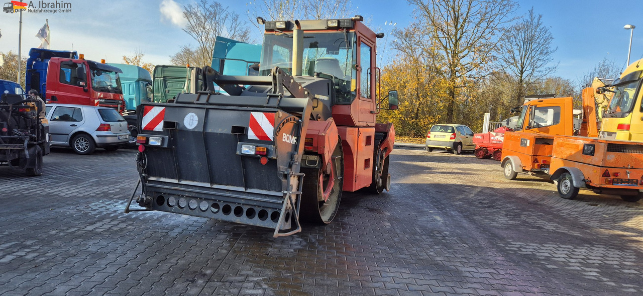 Bomag BW 174 AD2 | 12 t | Splitstreuer | Vibrator | Voll funktionsfähig - Roller: picture 1 Bomag BW 174 AD2 | 12 t | Splitstreuer | Vibrator | Voll funktionsfähig - Roller: picture 1