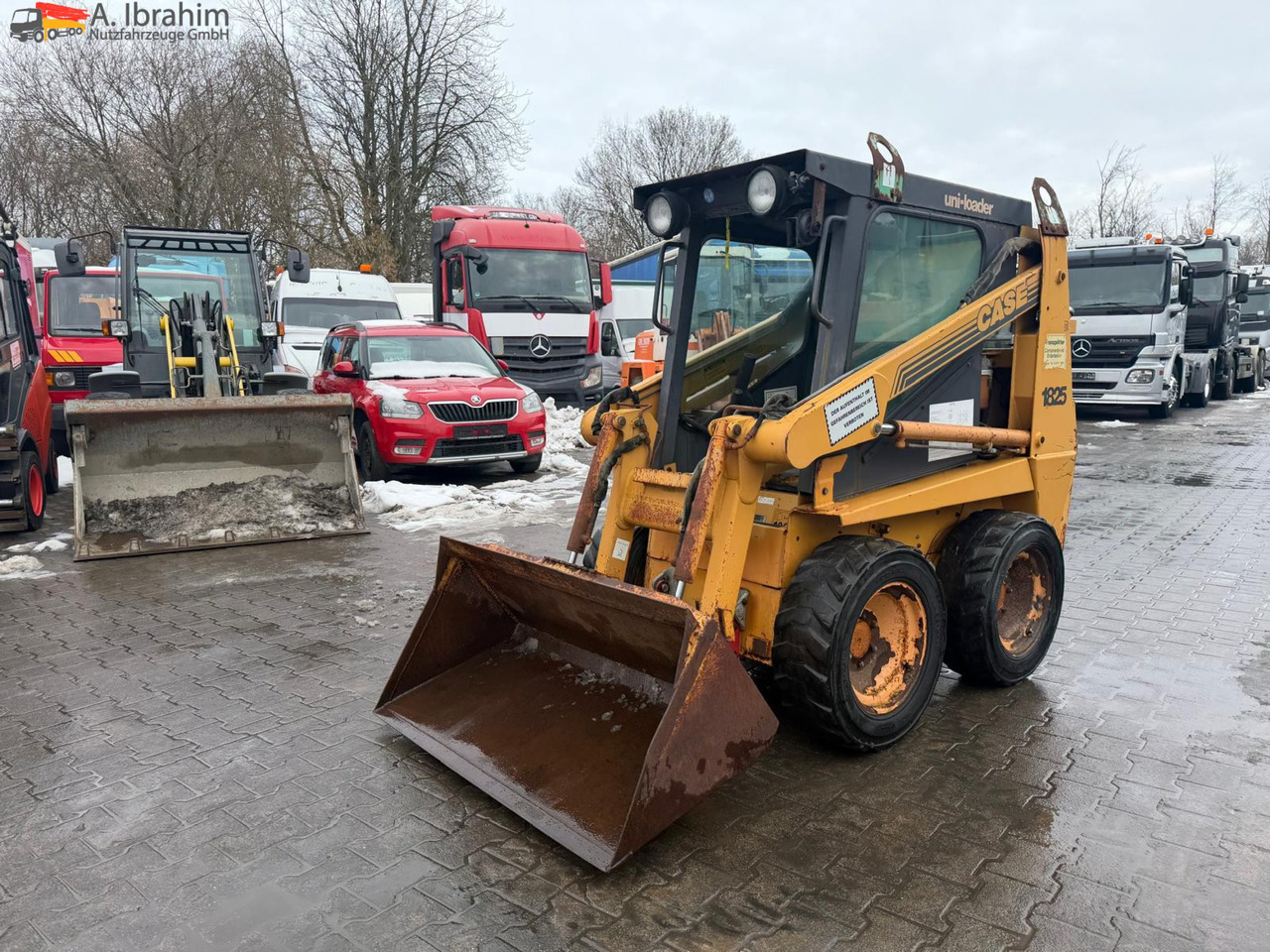Case 1825 | 17 KW | 4x4 | Kompaktlader mit Schaufel - Mini excavator: picture 1 Case 1825 | 17 KW | 4x4 | Kompaktlader mit Schaufel - Mini excavator: picture 1