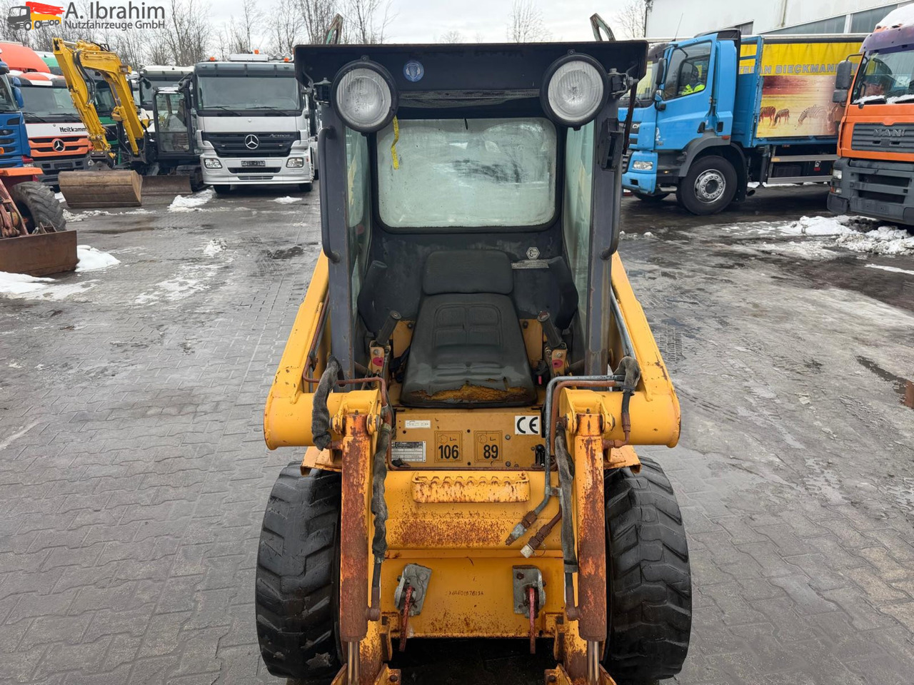 Case 1825 | 17 KW | 4x4 | Kompaktlader mit Schaufel - Mini excavator: picture 3 Case 1825 | 17 KW | 4x4 | Kompaktlader mit Schaufel - Mini excavator: picture 3