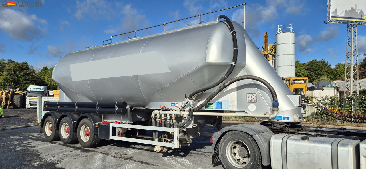 Feldbinder EUT 40.3 Liftachse, Scheibenbremse 2 Kammern, Top Zustand - Silo semi-trailer: picture 1 Feldbinder EUT 40.3 Liftachse, Scheibenbremse 2 Kammern, Top Zustand - Silo semi-trailer: picture 1