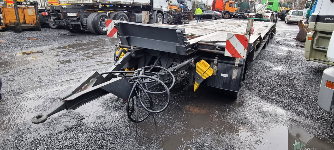 Low loader trailer Goldhofer TU-L 3-24/80 Tieflader 10.00 m Ladefläche: picture 9 Low loader trailer Goldhofer TU-L 3-24/80 Tieflader 10.00 m Ladefläche: picture 9