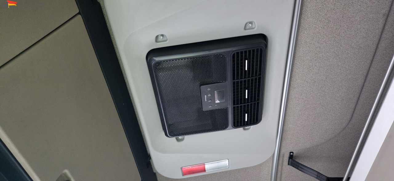 MAN TGX 26.460 6x2 | Lift-Lenkachse | Retarder | Klima | 2 x Vorhanden - Container transporter/ Swap body truck: picture 4 MAN TGX 26.460 6x2 | Lift-Lenkachse | Retarder | Klima | 2 x Vorhanden - Container transporter/ Swap body truck: picture 4