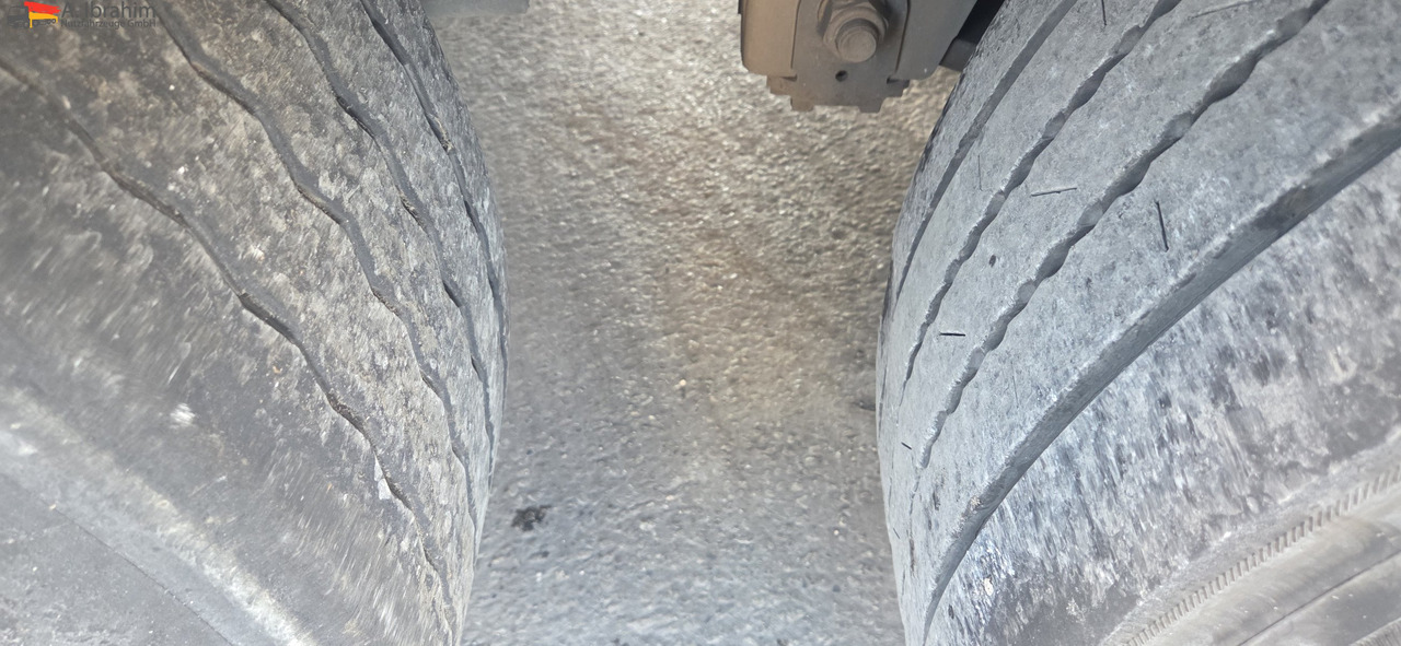 Schmitz Cargobull SKO24 | SCB*S3B | 39t | -30°C | Lift-Achse | Scheibenbremse - Refrigerator semi-trailer: picture 4 Schmitz Cargobull SKO24 | SCB*S3B | 39t | -30°C | Lift-Achse | Scheibenbremse - Refrigerator semi-trailer: picture 4