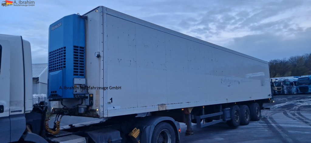 Schmitz SKO 24 Citysattel, 3. Achse zwangsgelenkt Frigoblock - Refrigerator semi-trailer: picture 1 Schmitz SKO 24 Citysattel, 3. Achse zwangsgelenkt Frigoblock - Refrigerator semi-trailer: picture 1