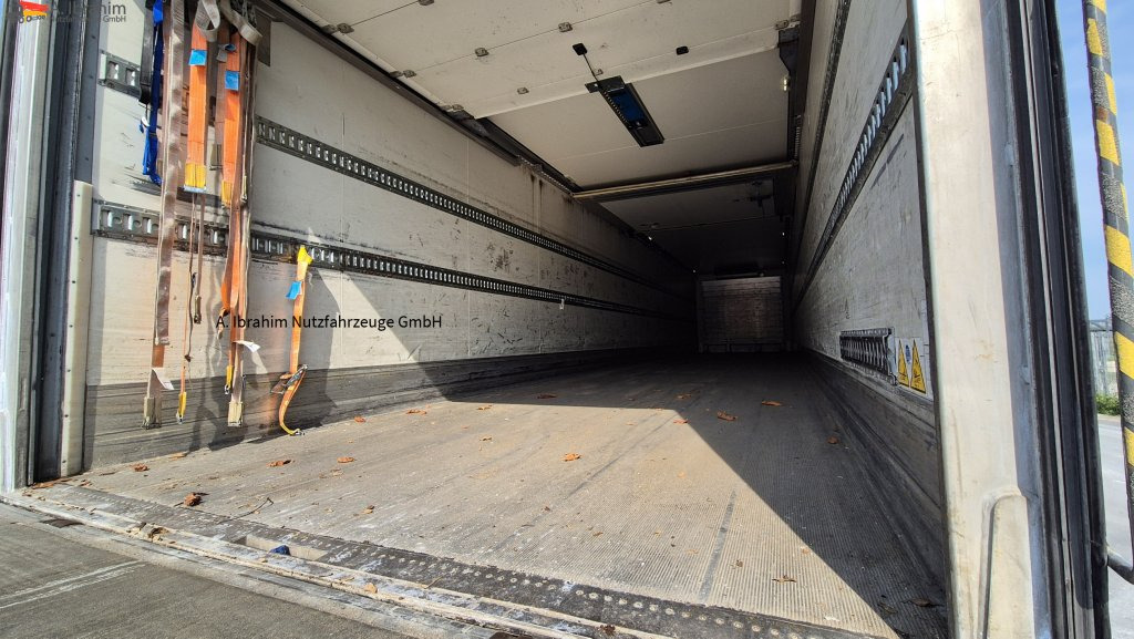 Schmitz SKO24 Frigoblock, LBW, Zustand sehr sauber Lenkachse, Liftachse - Refrigerator semi-trailer: picture 3 Schmitz SKO24 Frigoblock, LBW, Zustand sehr sauber Lenkachse, Liftachse - Refrigerator semi-trailer: picture 3