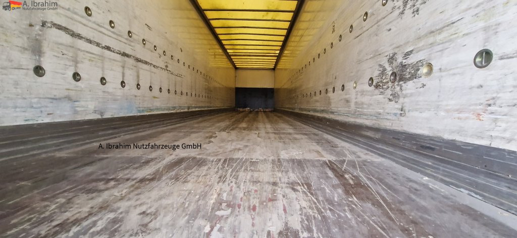 Spier 3 achs Koffer, Liftachse - Closed box semi-trailer: picture 3 Spier 3 achs Koffer, Liftachse - Closed box semi-trailer: picture 3