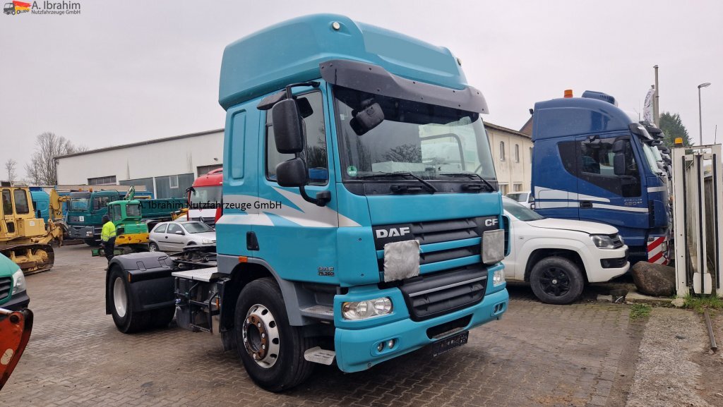 Daf FT CF 2x Nebenantrieb, Kipphydraulik deutsches Fahrzeug, fehlerfrei im Display - Tractor unit: picture 4 Daf FT CF 2x Nebenantrieb, Kipphydraulik deutsches Fahrzeug, fehlerfrei im Display - Tractor unit: picture 4