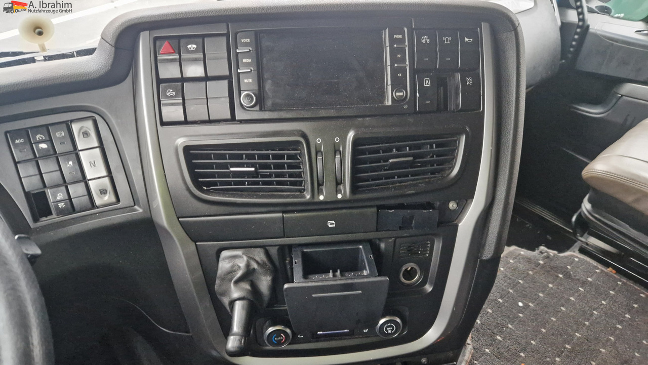 Tractor unit Iveco AS440T Lowdeck Stralis 450 Euro 6 deutsches Fahrzeug 1. Hand: picture 7