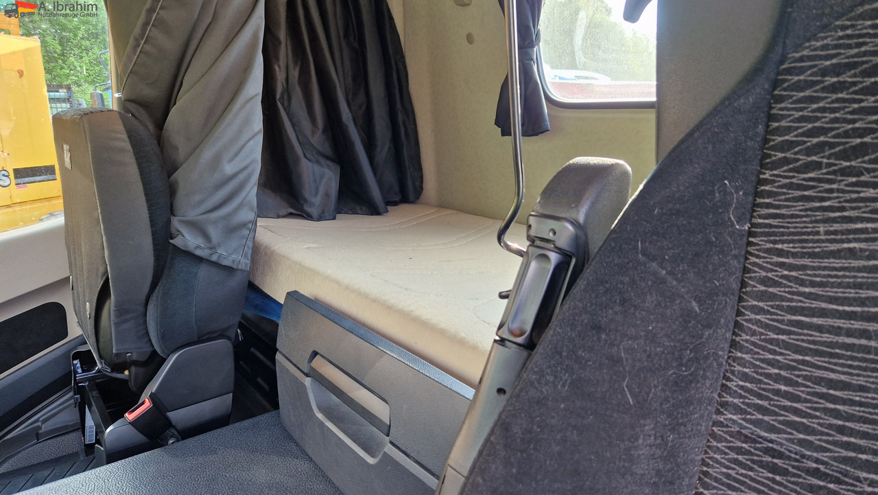 Mercedes-Benz 1840 Actros, 3x vorhanden, identisch - Tractor unit: picture 5 Mercedes-Benz 1840 Actros, 3x vorhanden, identisch - Tractor unit: picture 5