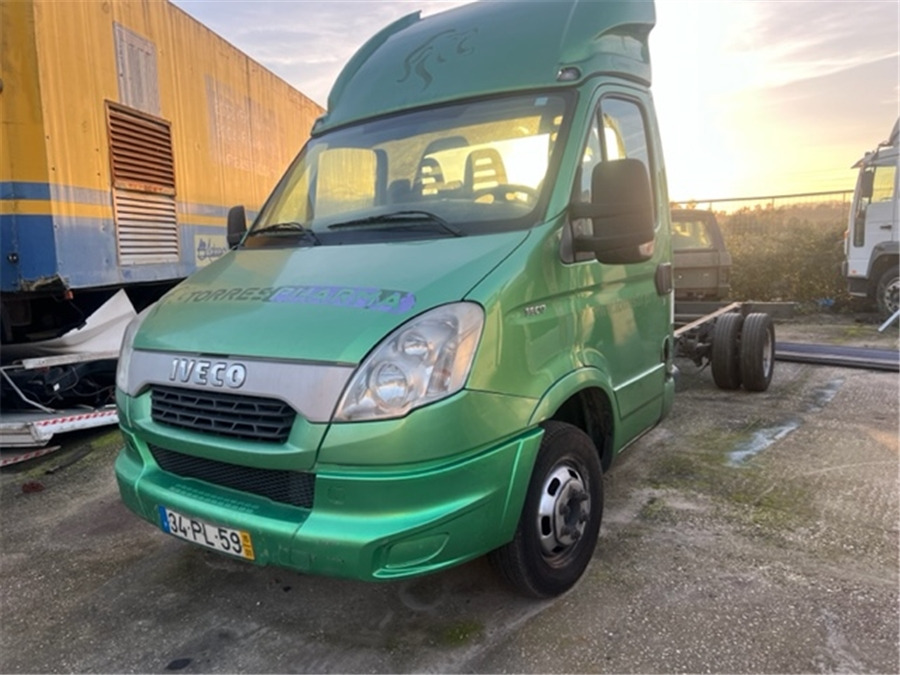 Iveco 35C17 - Commercial vehicle: picture 1 Iveco 35C17 - Commercial vehicle: picture 1