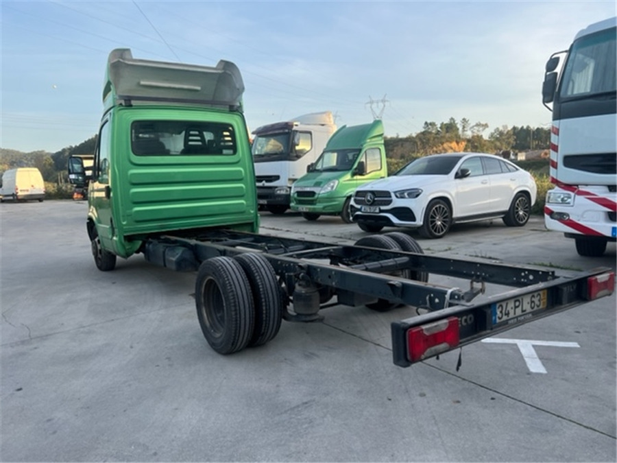 Iveco 35C17 - Commercial vehicle: picture 4 Iveco 35C17 - Commercial vehicle: picture 4