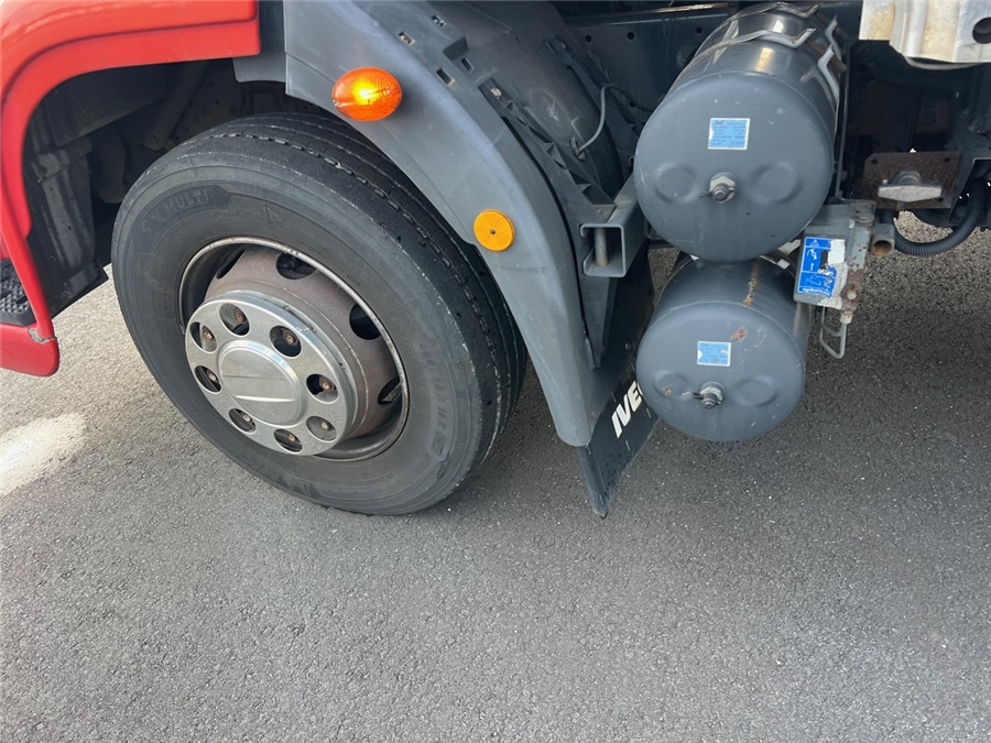 Curtain side truck Iveco ML 120EP22 H ES: picture 18