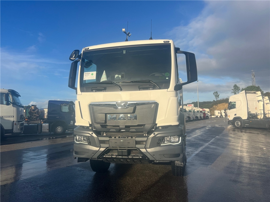 MAN TGS 41.440 - Concrete mixer truck: picture 2 MAN TGS 41.440 - Concrete mixer truck: picture 2