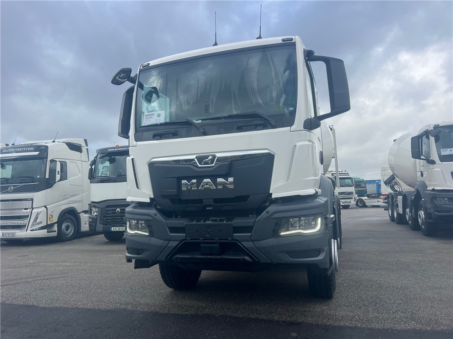 MAN TGS 41.440 - Concrete mixer truck: picture 2 MAN TGS 41.440 - Concrete mixer truck: picture 2