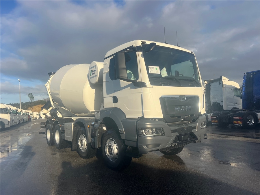 MAN TGS 41.440 - Concrete mixer truck: picture 3 MAN TGS 41.440 - Concrete mixer truck: picture 3
