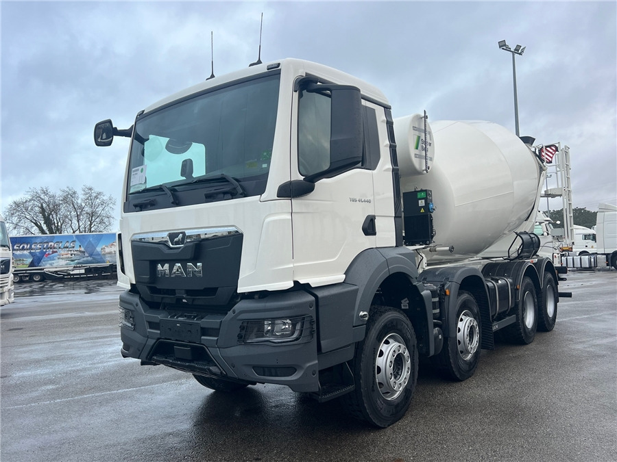 MAN TGS 41.440 - Concrete mixer truck: picture 1 MAN TGS 41.440 - Concrete mixer truck: picture 1