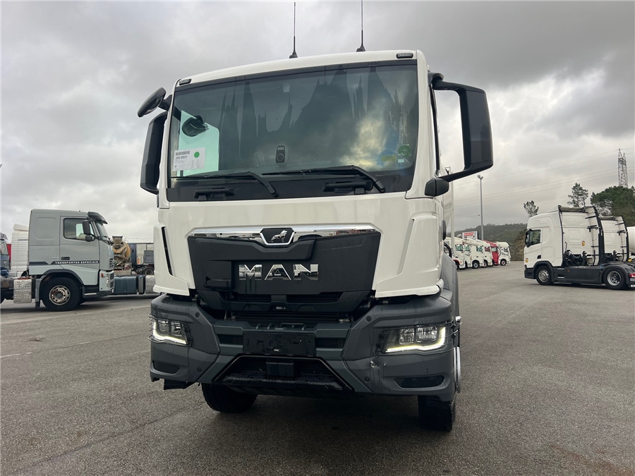 MAN TGS 41.440 - Concrete mixer truck: picture 2 MAN TGS 41.440 - Concrete mixer truck: picture 2