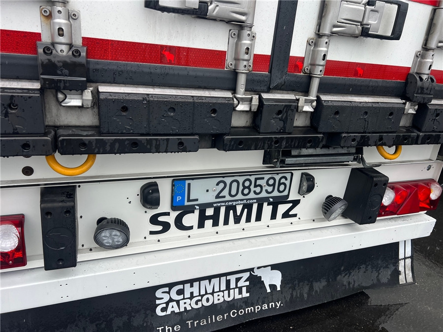 SCHMITZ CARGOBULL SCB-S3B - Refrigerator semi-trailer: picture 3 SCHMITZ CARGOBULL SCB-S3B - Refrigerator semi-trailer: picture 3