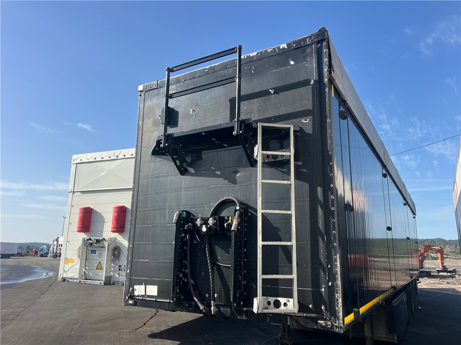 SCHMITZ SGF-S3 - Walking floor semi-trailer: picture 2 SCHMITZ SGF-S3 - Walking floor semi-trailer: picture 2