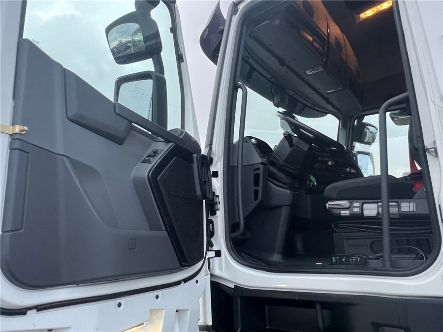 Tractor unit Renault T480/HIGHCAB/RETARDER/TURBOCOMPOUND: picture 19