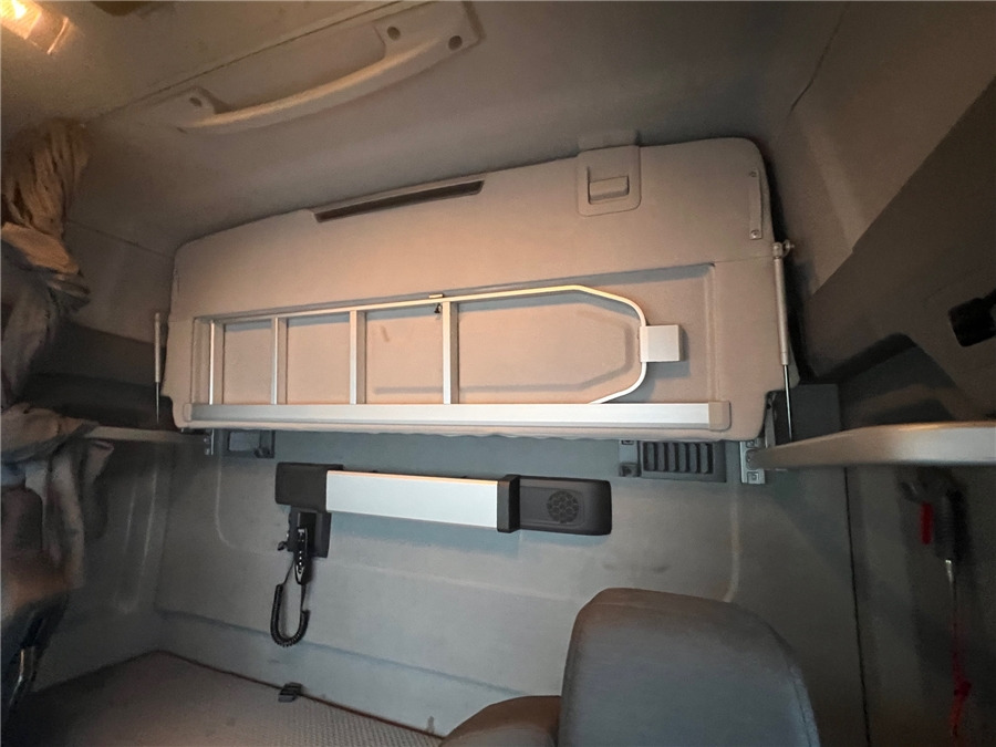 Tractor unit Renault T480/HIGHCAB/RETARDER/TURBOCOMPOUND: picture 22