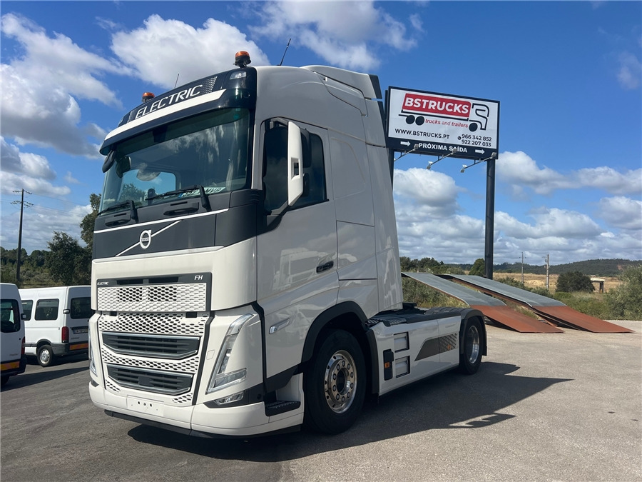 Volvo ELETRIC - BATERIA (BEV) - Tractor unit: picture 1 Volvo ELETRIC - BATERIA (BEV) - Tractor unit: picture 1