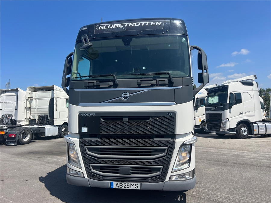 Volvo FH500 - Tractor unit: picture 2 Volvo FH500 - Tractor unit: picture 2