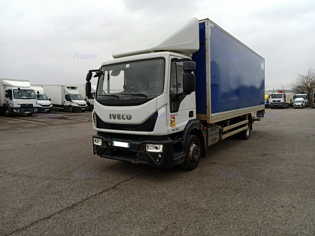 IVECO EUROCARGO 120E19P - Box truck: picture 1 IVECO EUROCARGO 120E19P - Box truck: picture 1