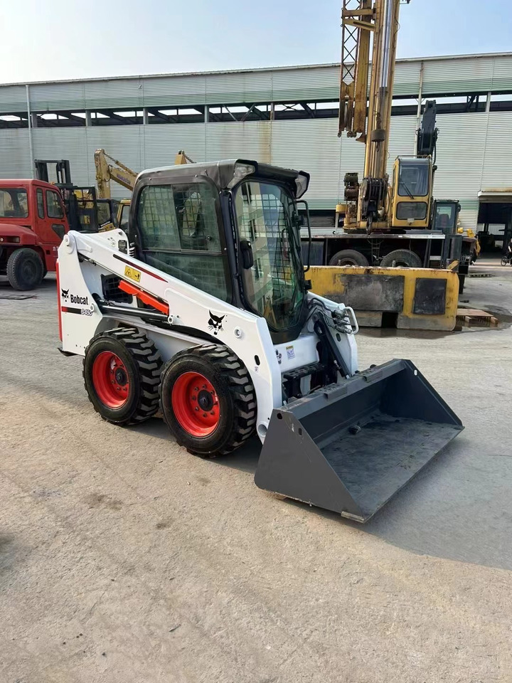 Bobcat S450 - Skid steer loader: picture 4 Bobcat S450 - Skid steer loader: picture 4