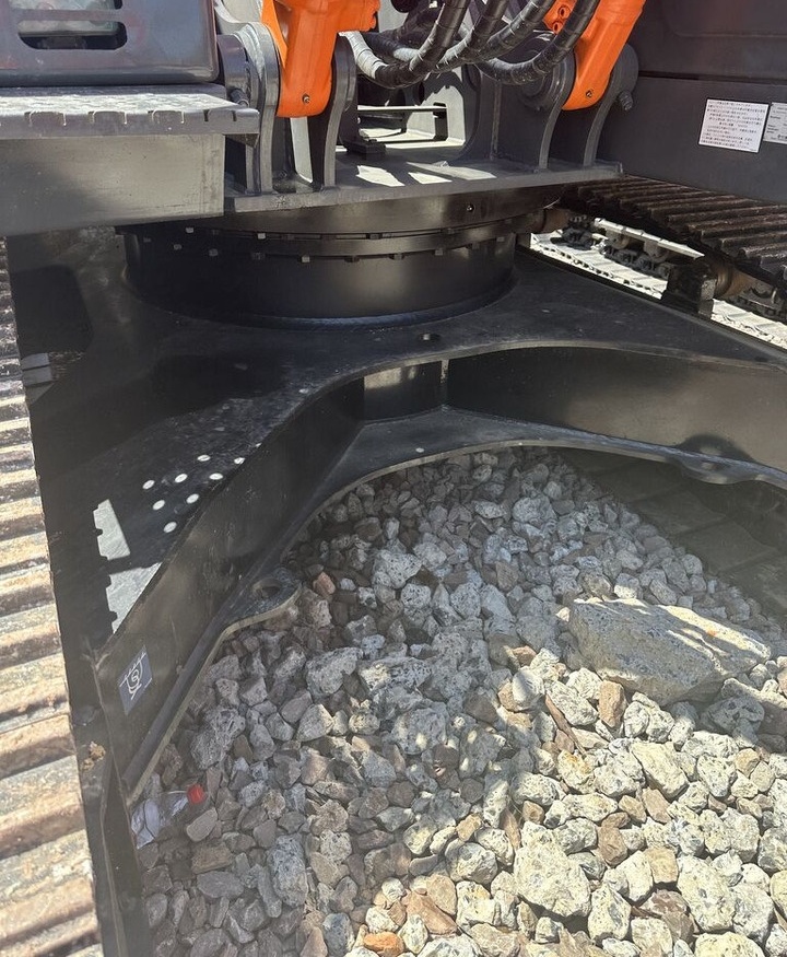 Hitachi ZX200 - Crawler excavator: picture 3 Hitachi ZX200 - Crawler excavator: picture 3