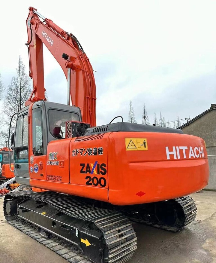 Hitachi ZX200 - Crawler excavator: picture 3 Hitachi ZX200 - Crawler excavator: picture 3