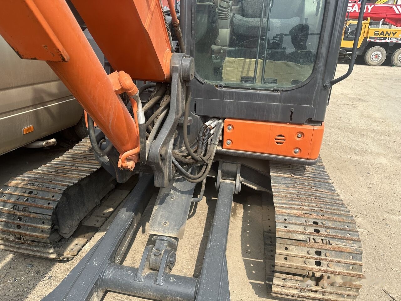 Hitachi ZX65 - Mini excavator: picture 2 Hitachi ZX65 - Mini excavator: picture 2