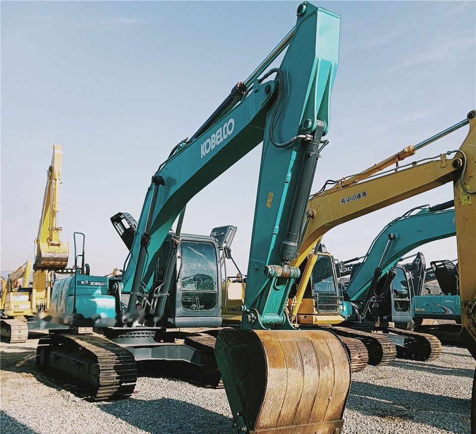 Kobelco SK200D - Crawler excavator: picture 1 Kobelco SK200D - Crawler excavator: picture 1