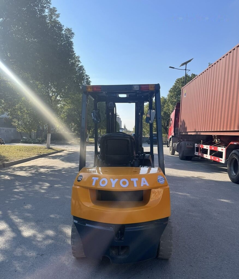 Toyota FD30 - Diesel forklift: picture 5 Toyota FD30 - Diesel forklift: picture 5