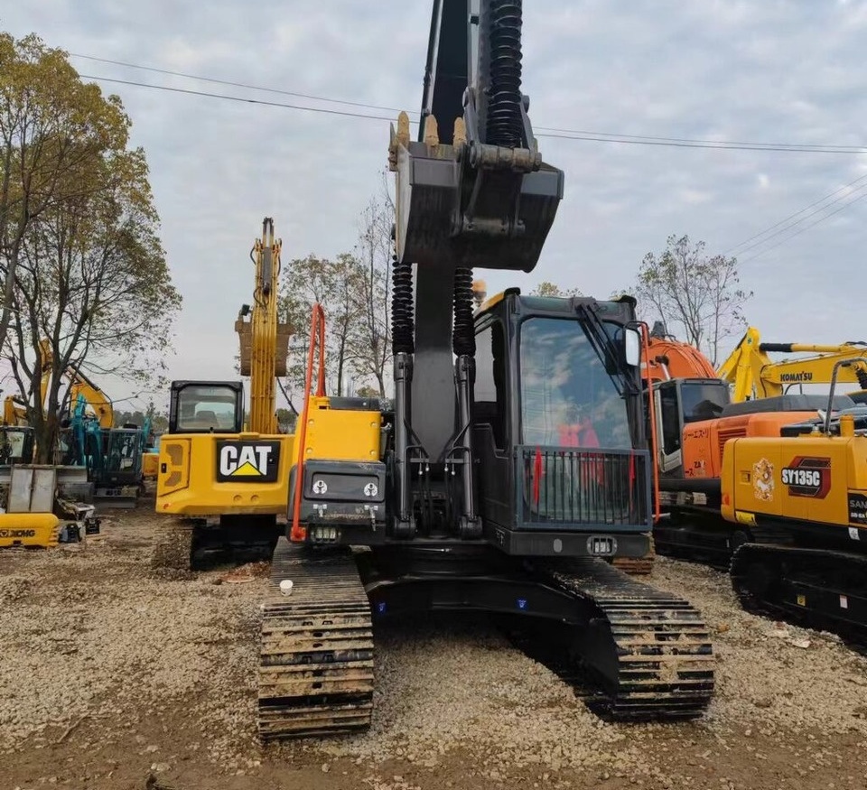 Volvo EC140 - Crawler excavator: picture 1 Volvo EC140 - Crawler excavator: picture 1