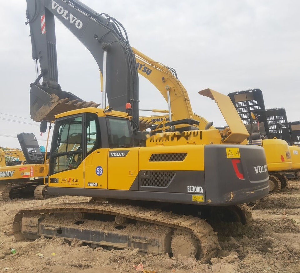 Volvo EC300 - Crawler excavator: picture 2 Volvo EC300 - Crawler excavator: picture 2