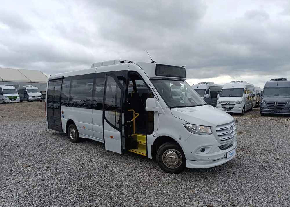 Mercedes-Benz Sprinter 517 - City bus: picture 2 Mercedes-Benz Sprinter 517 - City bus: picture 2