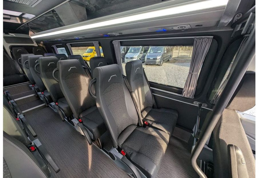 Minibus, Passenger van Volkswagen Crafter: picture 16