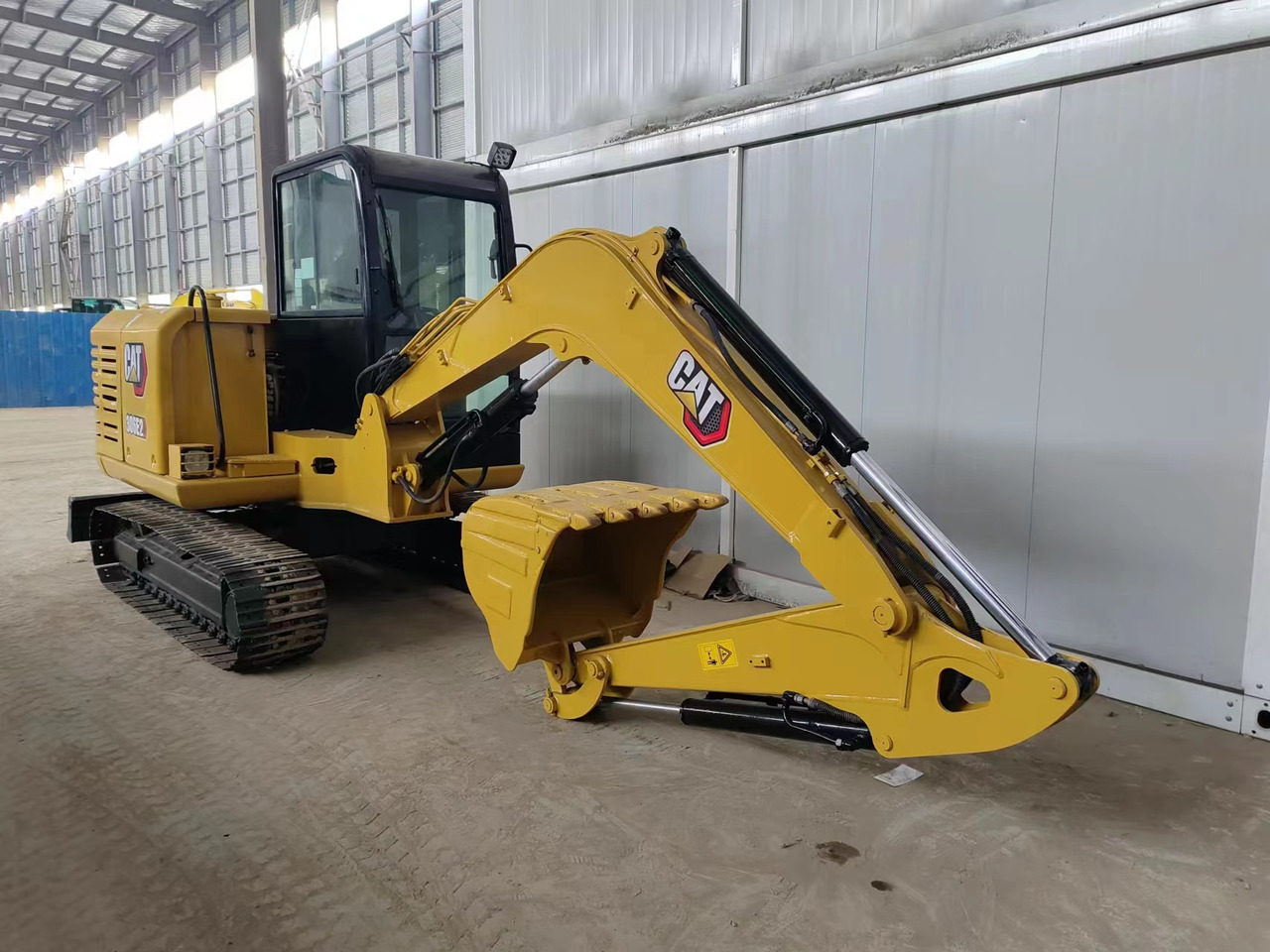 CATERPILLAR 306E2 - Mini excavator: picture 1 CATERPILLAR 306E2 - Mini excavator: picture 1