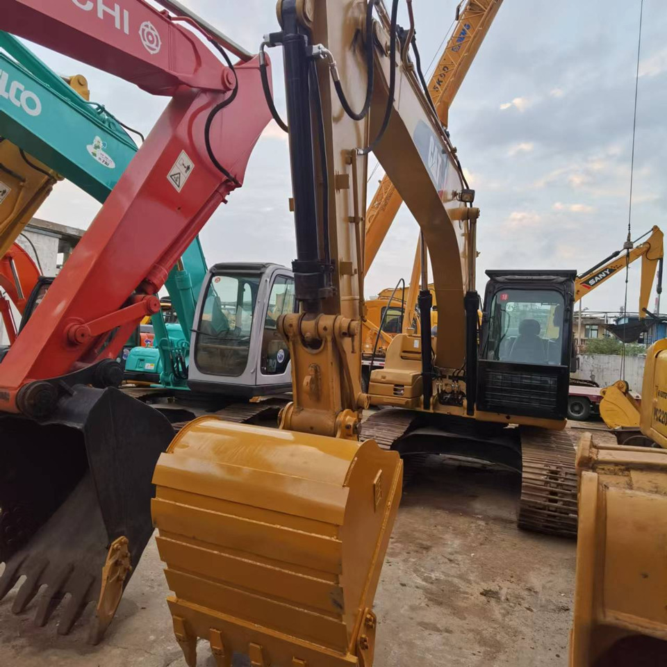 Crawler excavator CATERPILLAR 315D: picture 6 Crawler excavator CATERPILLAR 315D: picture 6