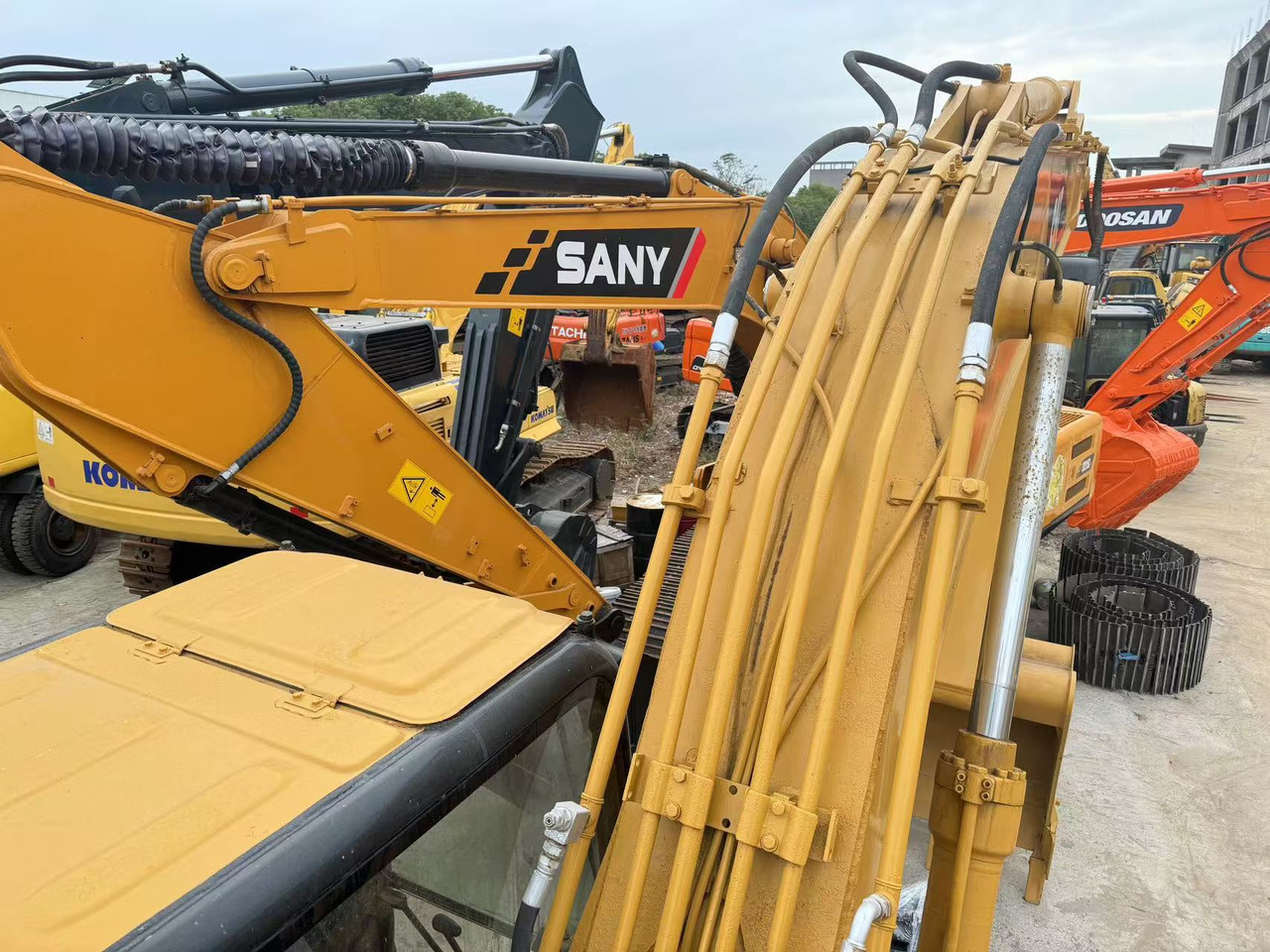CATERPILLAR 320C - Crawler excavator: picture 4 CATERPILLAR 320C - Crawler excavator: picture 4