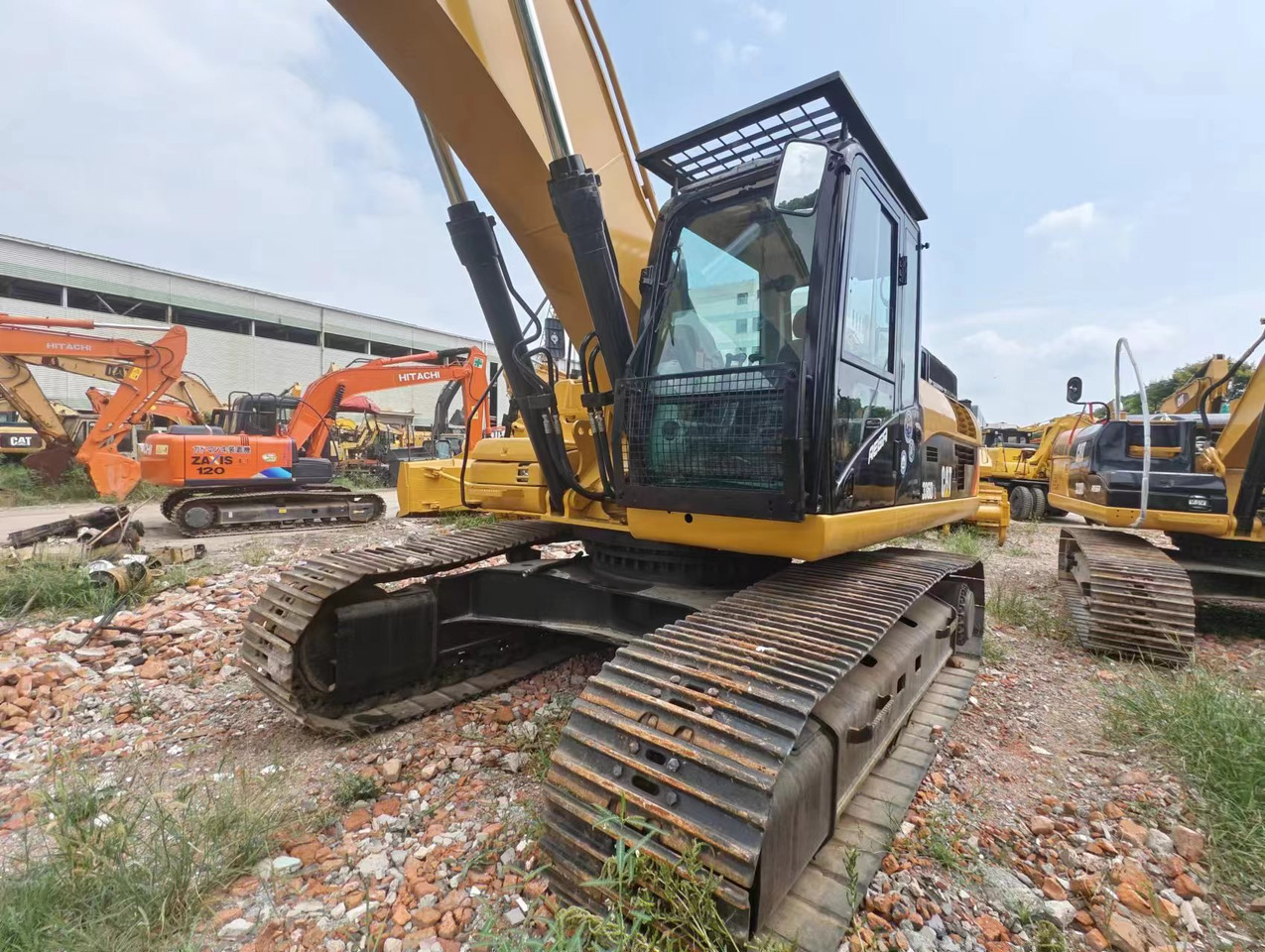 CATERPILLAR 336D2L CAT 336 - Crawler excavator: picture 3 CATERPILLAR 336D2L CAT 336 - Crawler excavator: picture 3